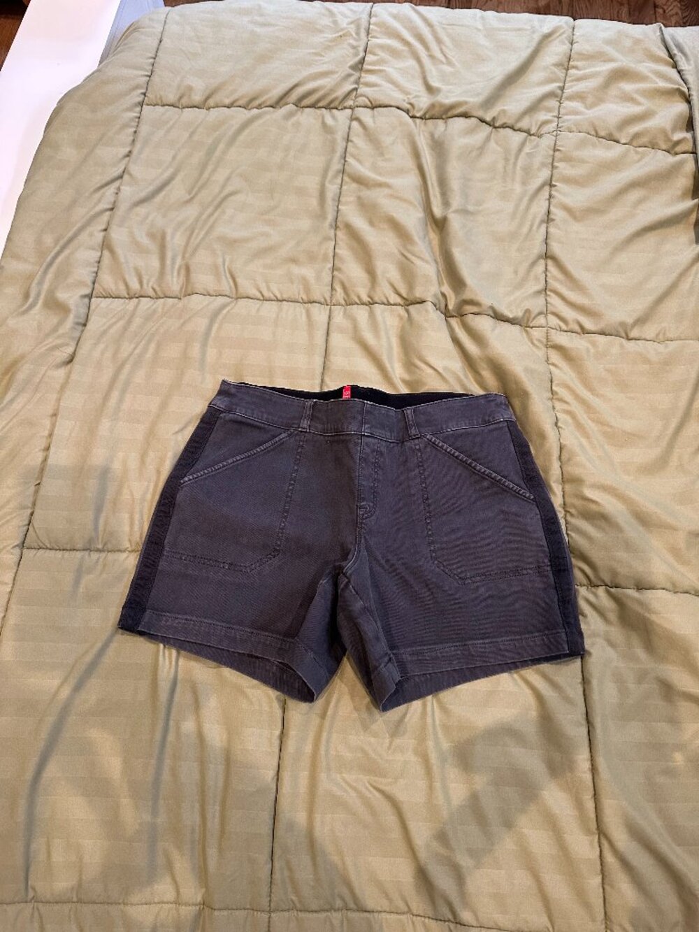 Spanx Black Twill Shorts Women’s Large 4” Inseam Stretch